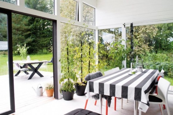 Black And White Orangery To Enjoy The Nature
