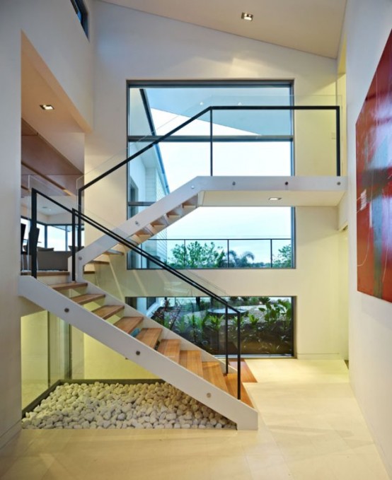 Black And White Two Pavillions House Design