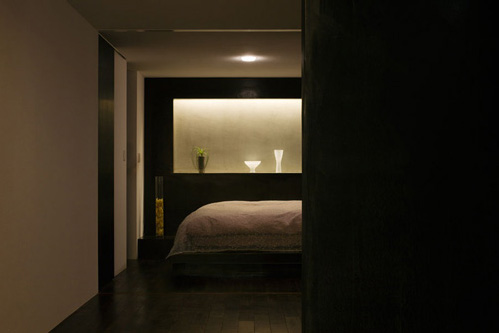 dark bedroom japanese house design