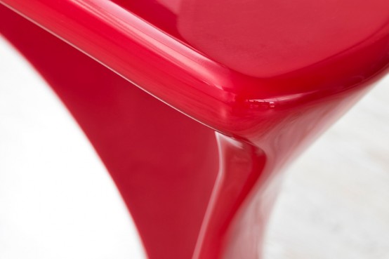 Bold And Sleek Eye Candy Red Hot Ely Desk