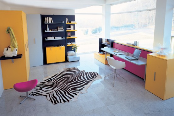 Cabrio In Wall Bed With Desk