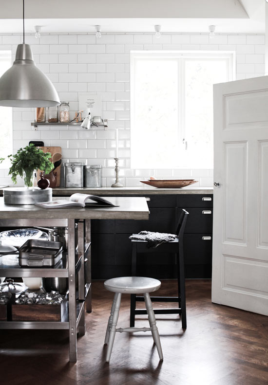Casual Nordic Interior In Black White And Grey