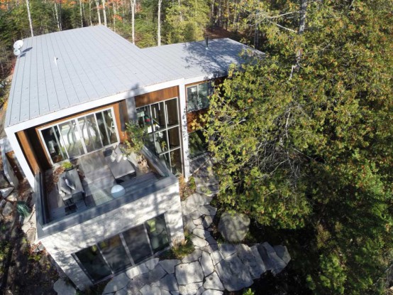 Chalet Lac Gate Inspired By The Surrounding Landscape