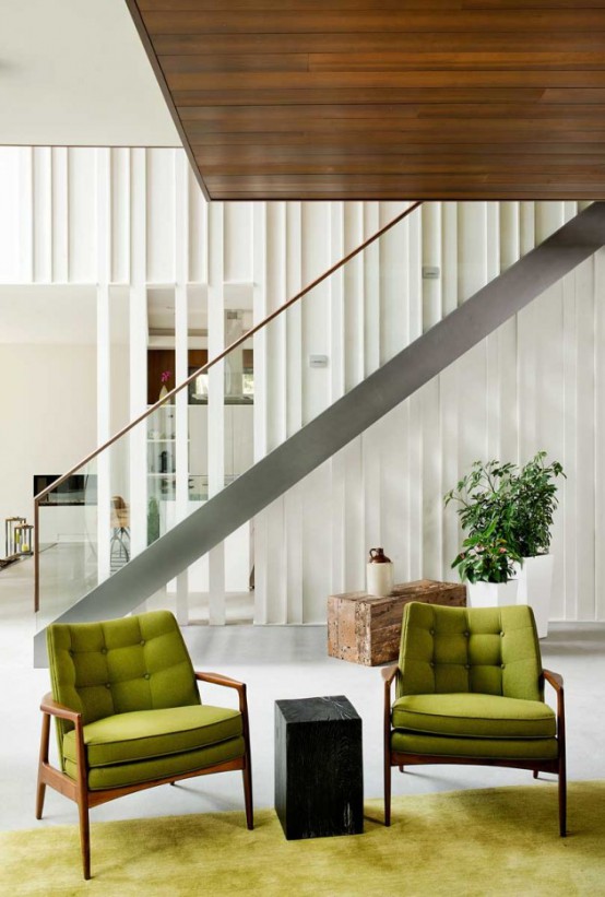 Chalet Lac Gate Inspired By The Surrounding Landscape