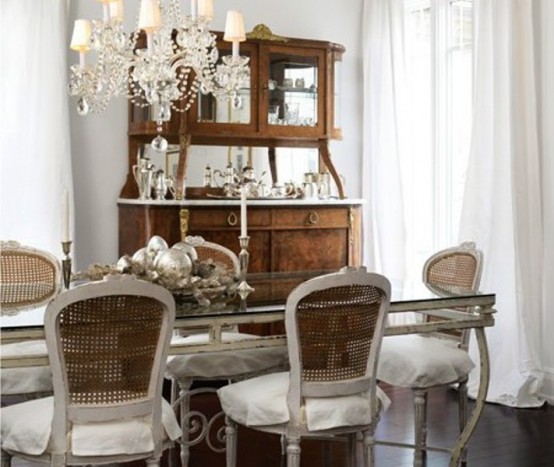 Charm Of Vintage Christmas