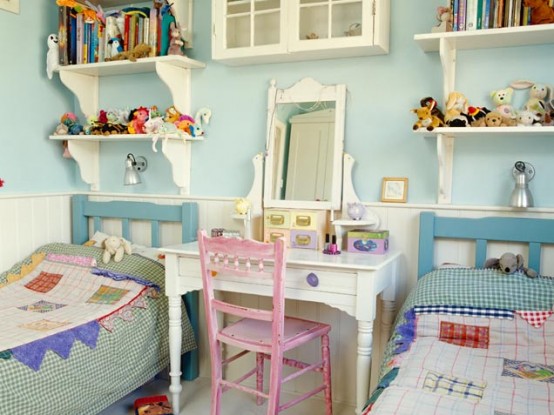 small bedroom for two kids