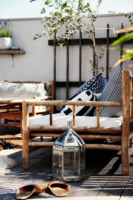 75 Charming Morocco-Style Patio Designs - DigsDigs