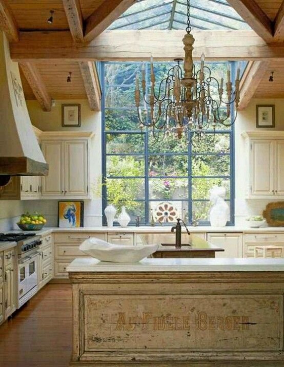 35 Charming ProvenceStyled Kitchens You’ll Never Want To Leave DigsDigs