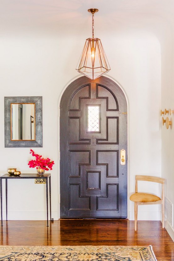 Chic And Cute Feminine Entryway Décor Ideas