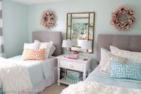 chic-and-inviting-shared-teen-girl-rooms-ideas-16