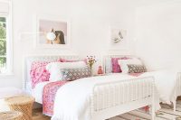 chic-and-inviting-shared-teen-girl-rooms-ideas-9