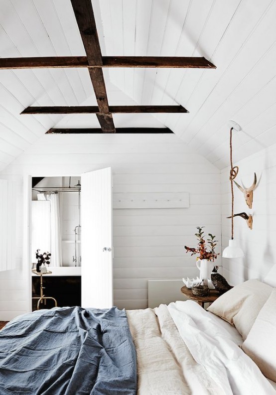 35 Chic Bedroom Designs With Exposed Wooden Beams - DigsDigs