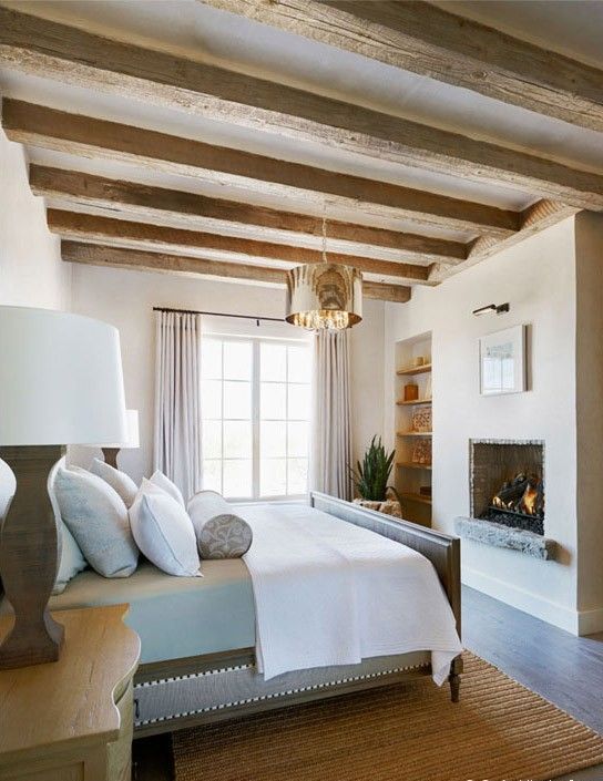 Chic Bedroom Designs With Exposed Wooden Beams