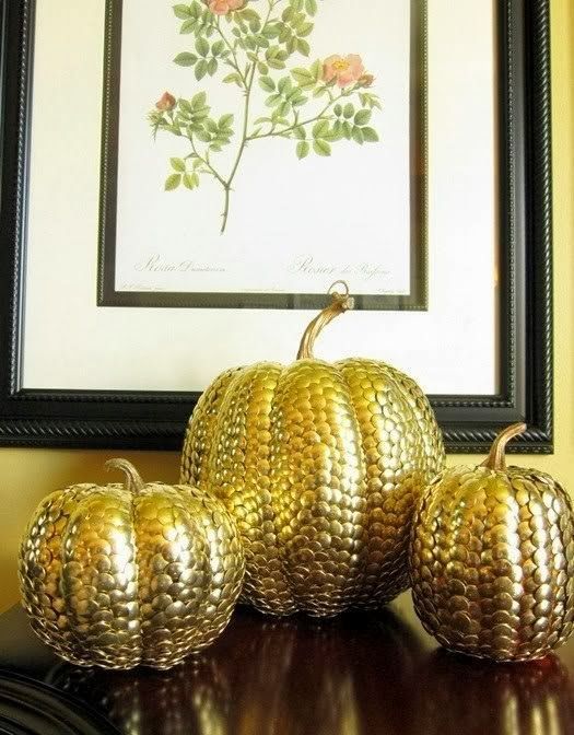 pumpkins with gold decorative nails - cover your pieces completely to achieve a shiny and bold look