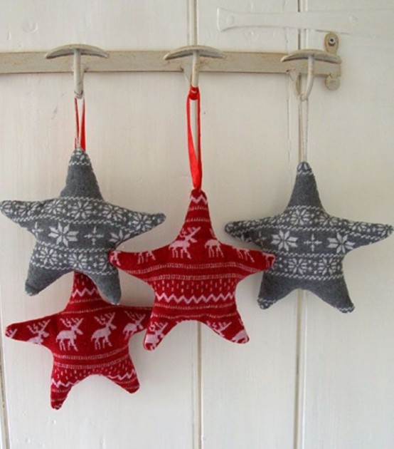 Christmas Decorating With Stars 43 Ideas DigsDigs
