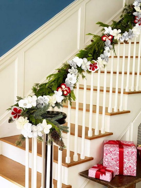 Christmas Stairs Decoration Ideas