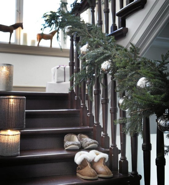 Christmas Stairs Decoration Ideas