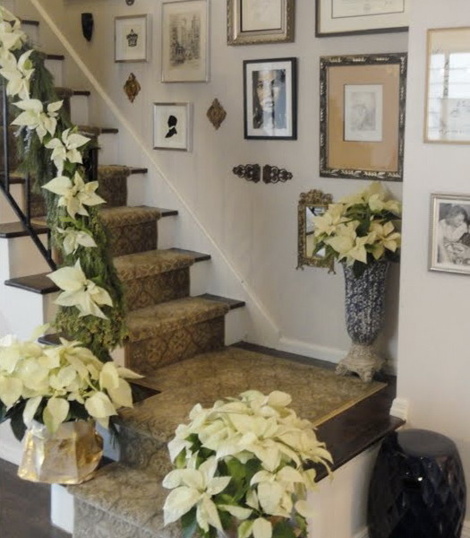 Christmas Stairs Decoration Ideas