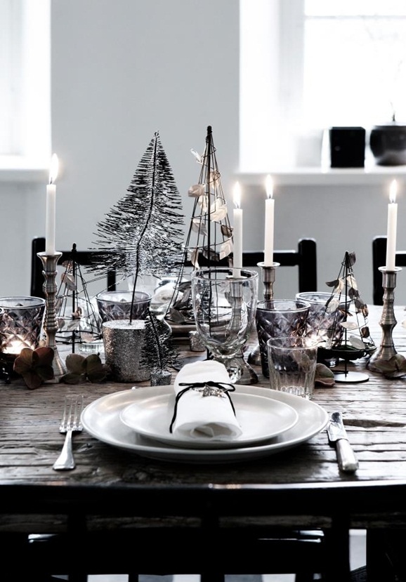 35 Christmas Table Settings You Gonna Love | DigsDigs