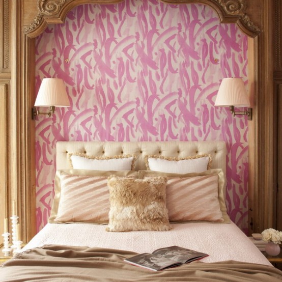 Classical And Glamorous Bedroom Design In Cold Pink