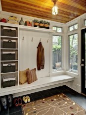 clever-examples-to-organize-your-entryway-easily-23