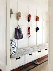 clever-examples-to-organize-your-entryway-easily-28