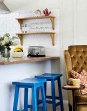 Colorful Beach Retreat With Mid Century Acessories