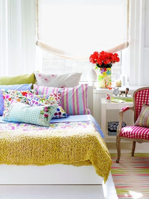 Colorful Happy Looking Bedroom Colorful Happy Looking Bedroom