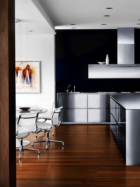 Contemporary Home With Modern Interior