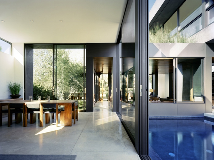 Contemporary House Connected To Outdoor With Floor To Ceiling Glazing