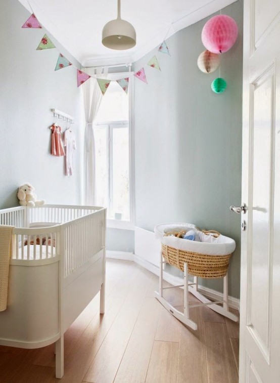 Contemporary Lively Apartment With Works Of Modern Art DigsDigs