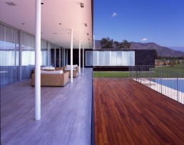 Contemporary Modern Gatica House