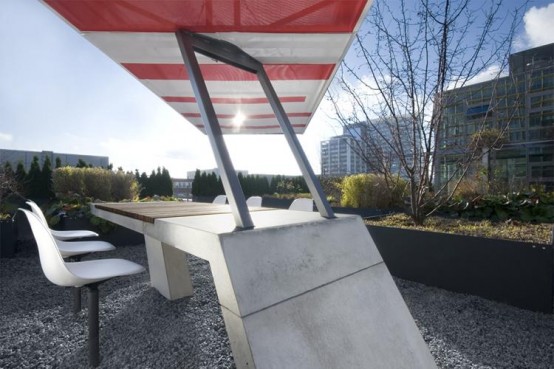 Contemporary Outdoor Grill