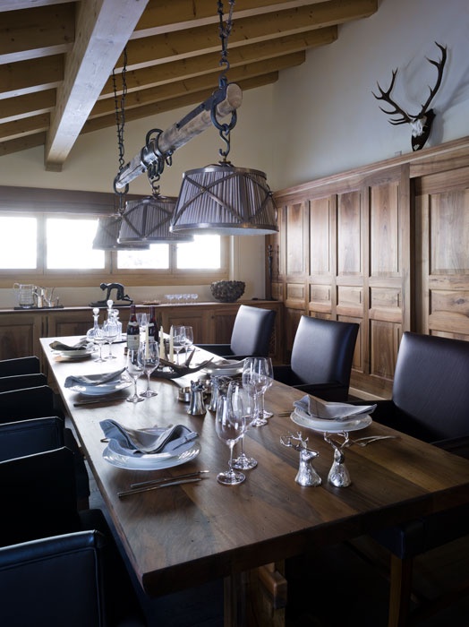 Convenient Chalet Dining Zones