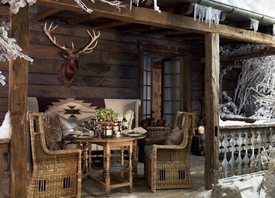 Convenient Chalet Dining Zones