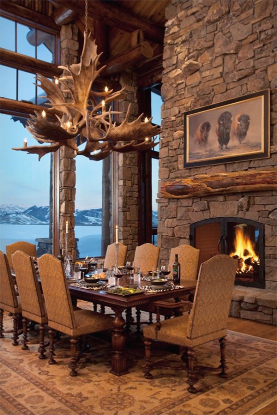 Convenient Chalet Dining Zones