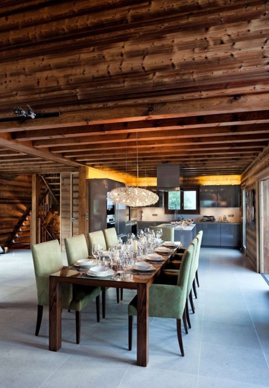 Convenient Chalet Dining Zones