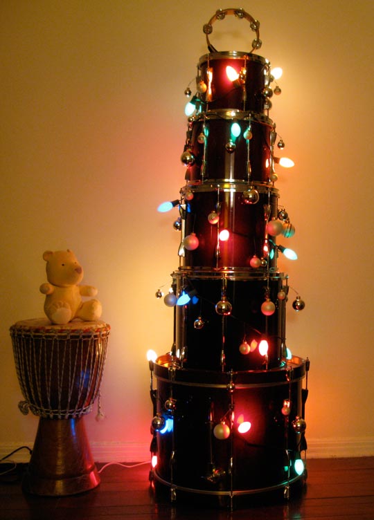 Musical Christmas Tree Musical Christmas Tree (via apartmenttherapy)