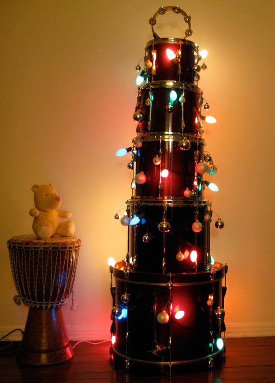 23 Cool Christmas Tree Alternatives - DigsDigs