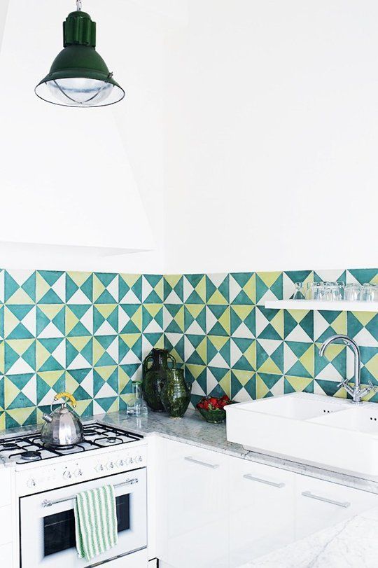 44 Cool Geometric Kitchen Décor Ideas To Rock - DigsDigs