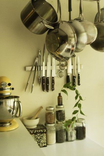 Cool Kitchen Pots And Lids Storage Ideas