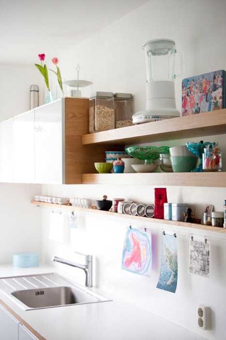 38 Smart And Cool Suspended Kitchen Shelves Ideas - DigsDigs