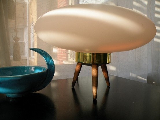 Cool Mid Century Lamps To Make An Accent