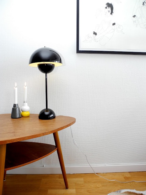 Cool Mid Century Lamps To Make An Accent