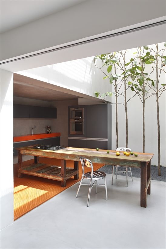 When weather conditions allow you could combine your indoor and courtyard kitchen for better eating experience.
