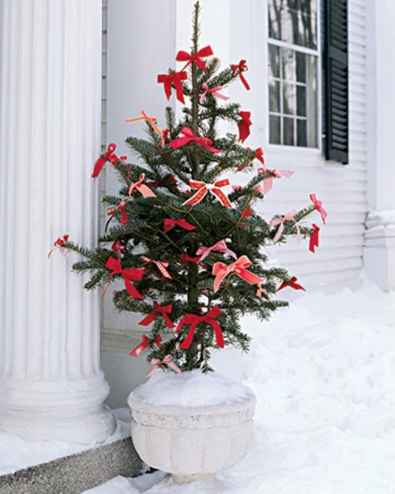 31 Cool Outside Christmas Decorations Digsdigs