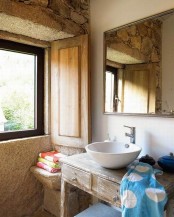 Cool Rustic Bathroom Designs