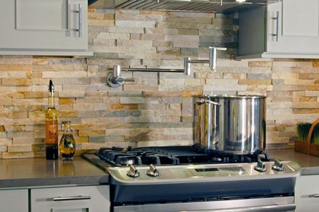 Cool Stone And Rock Kitchen Backsplashes That Wow