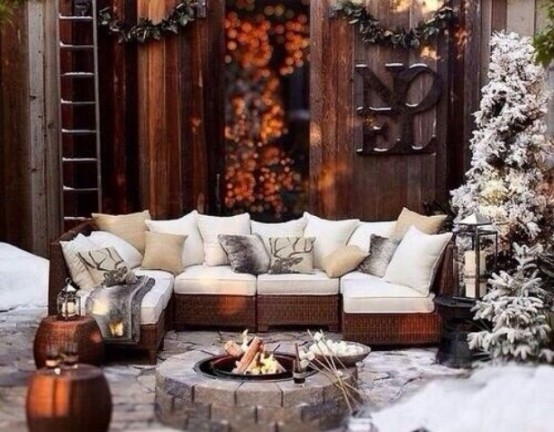 55 Cozy And Beautiful Winter Terrace Décor Ideas - DigsDigs