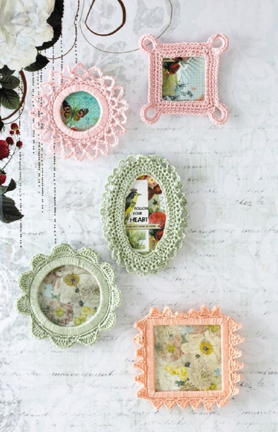 pastel crochet picture frames are very cute and lovely and can be a nice favor to your family and friends